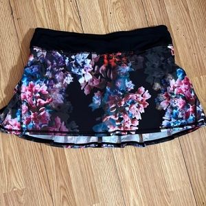Lululemon pacesetter skirt